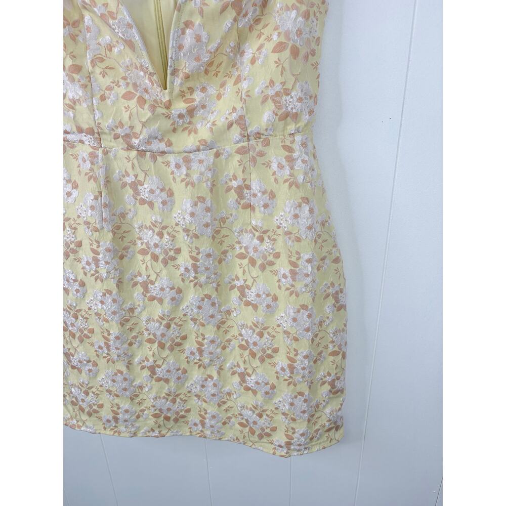 NWT Lulus Favorite Song Floral Jacquard Off Shoulder Mini Dress Small Yellow - Picture 7 of 10